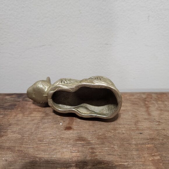 Vtg Brass Kitty Cat Kitten Feline Bookshelf Knick Knack Paperweight Shelf MCM - Picture 4 of 7